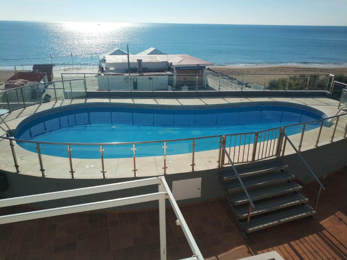Islantilla-apartamento Con Piscina Y Garaje En Primera Linea De Playa Isla Cristina