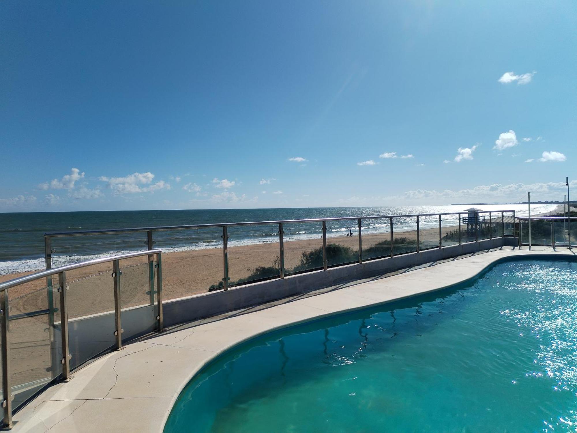 Apartamento Islantilla-apartamento Con Piscina Y Garaje En Primera Línea De Playa Isla Cristina